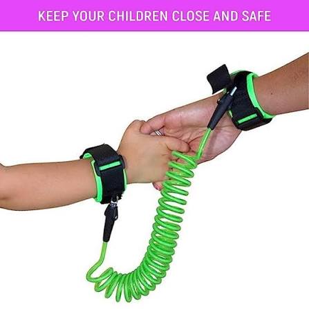 Kids Anti-Lost Wrist Strap – Child Safety Wrist Link with Coiled Rope